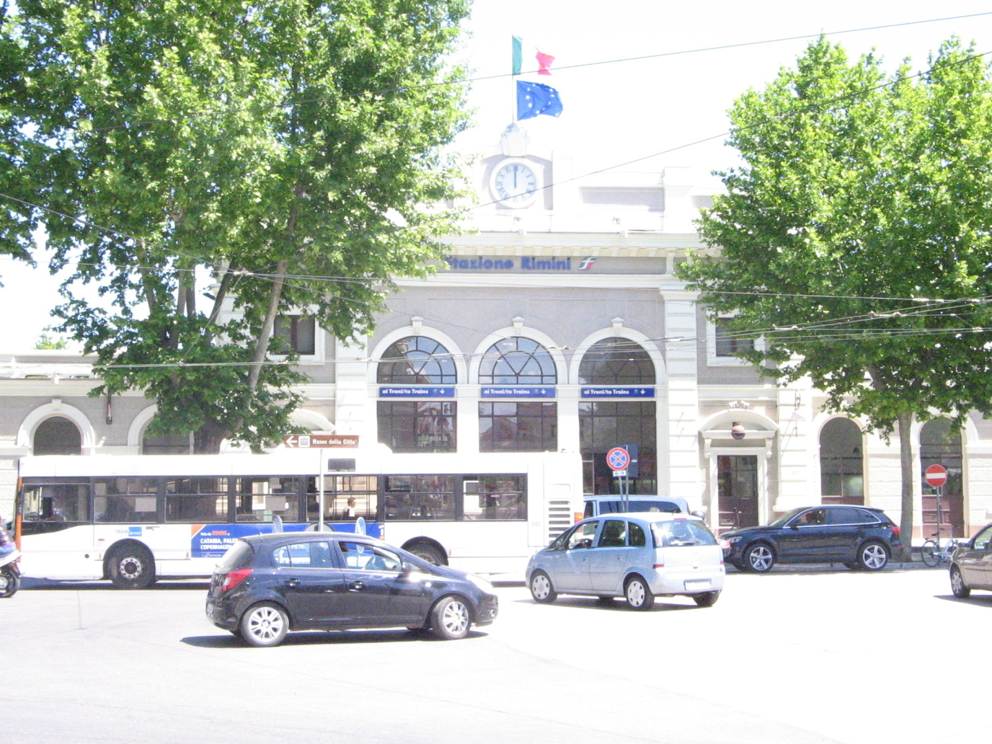 «Римини – самый «советский» город в Италии» -  Наши с женой «Итальянские каникулы» пришлись на самый переход из мая в июнь 2011 года.