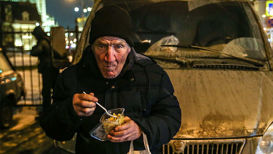 «От Молдовы до Сибири»: истории московских бомжей из разных краёв