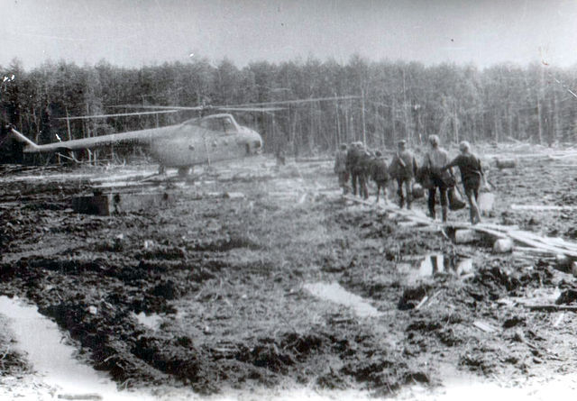 Из жизни геолога. Как на буровой меня потчевали зайчатиной, а может и поситханом, точно не знаю