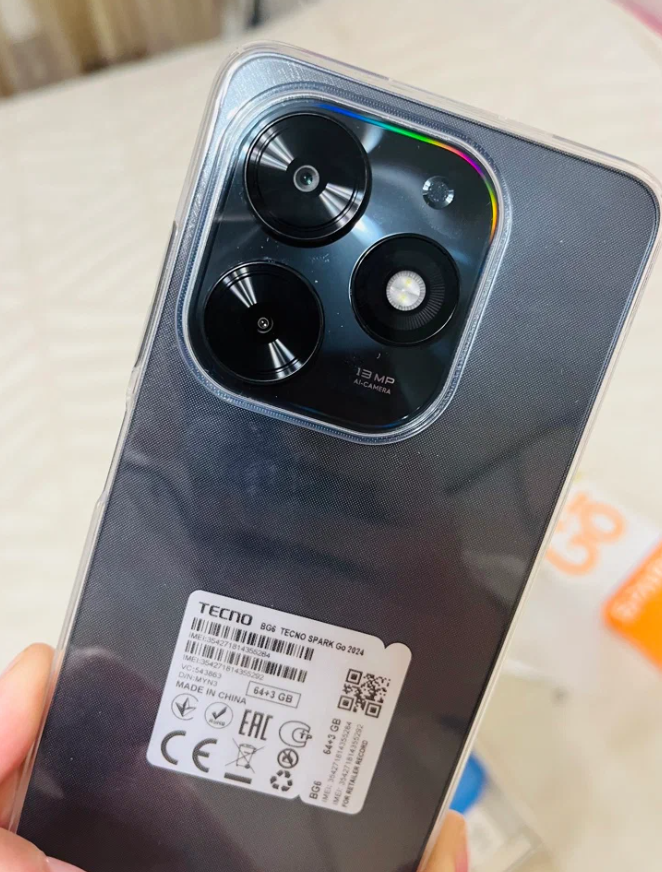 Смартфон TECNO Spark Go 2024 4/128 ГБ, Dual nano SIM, gravity black