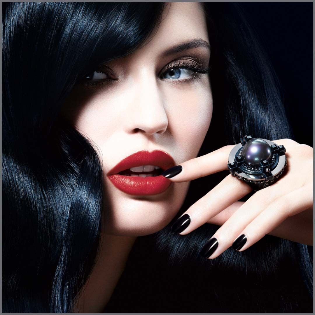 "Самка богомола", Или к чему приводит патологическая жадность?