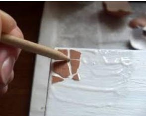 Не выбрасывайте старый журнальный столик и яичную скорлупу