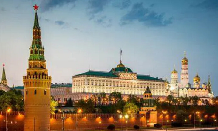 Русские люди! Кто вы? Откуда вы пришли? Куда вы идете?