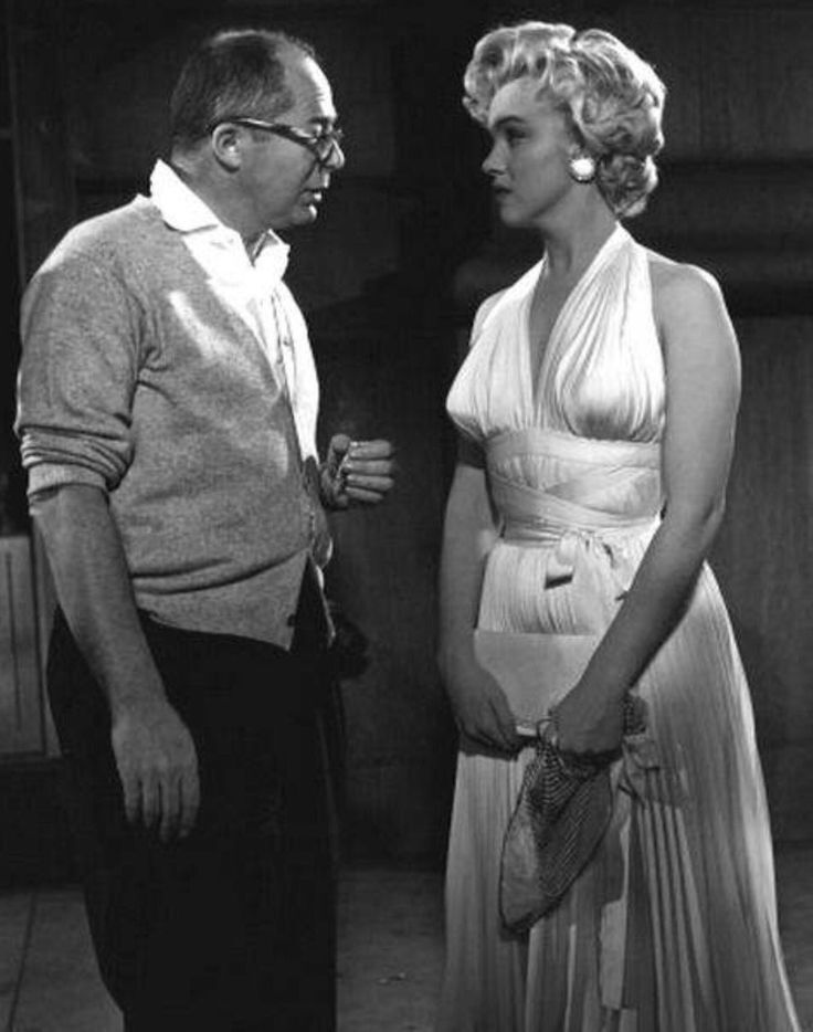 Всего 4 секунды в кадре, которые увековечили в истории мирового кино Мэрилин Монро и режиссера Билли Уайлдера