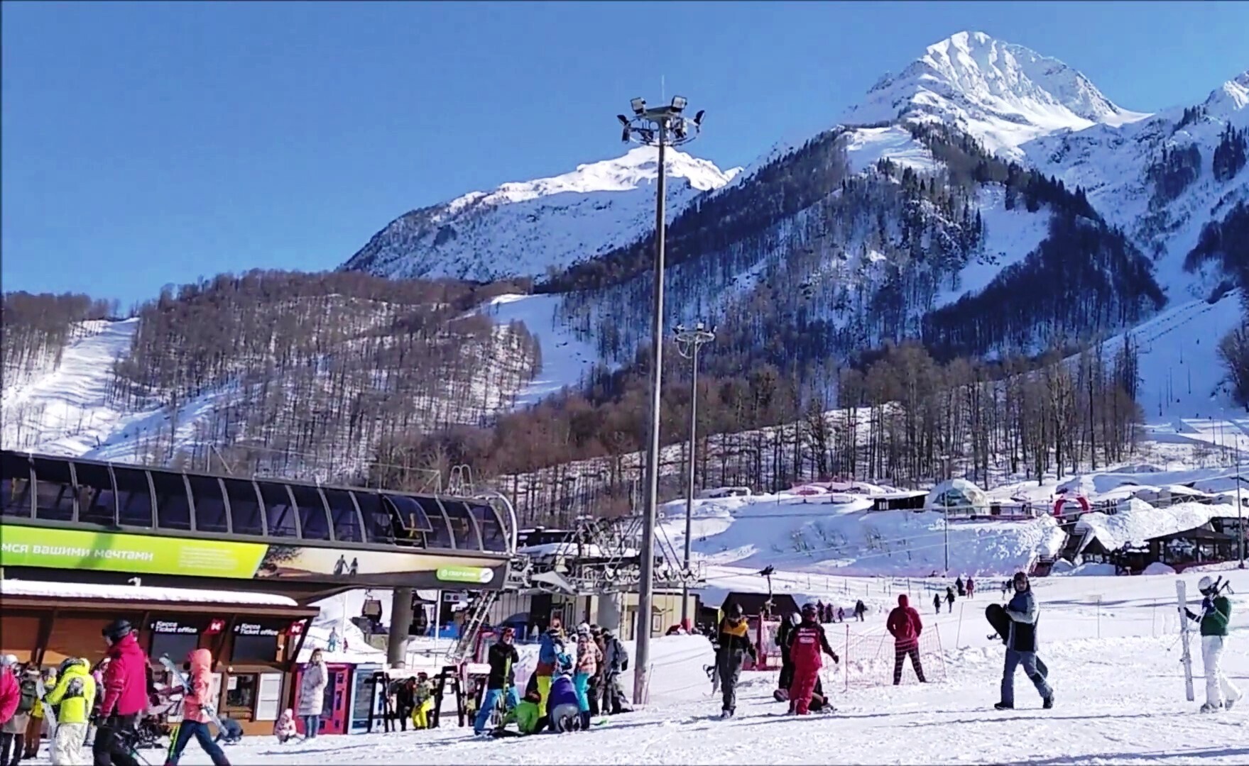 Поехали в зимний Сочи! Красная Поляна - это экстрим, релакс и море удовольствий. Мои фото и видео