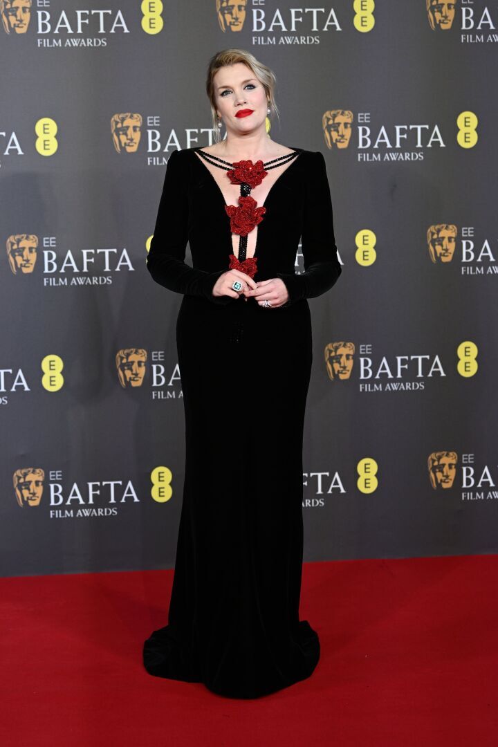 Лучшая мода красной дорожки на церемонии BAFTA 2024 года