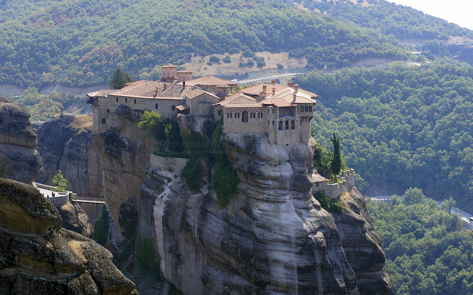 Монастыри Метеоры. Уникальная достопримечательность Греции
