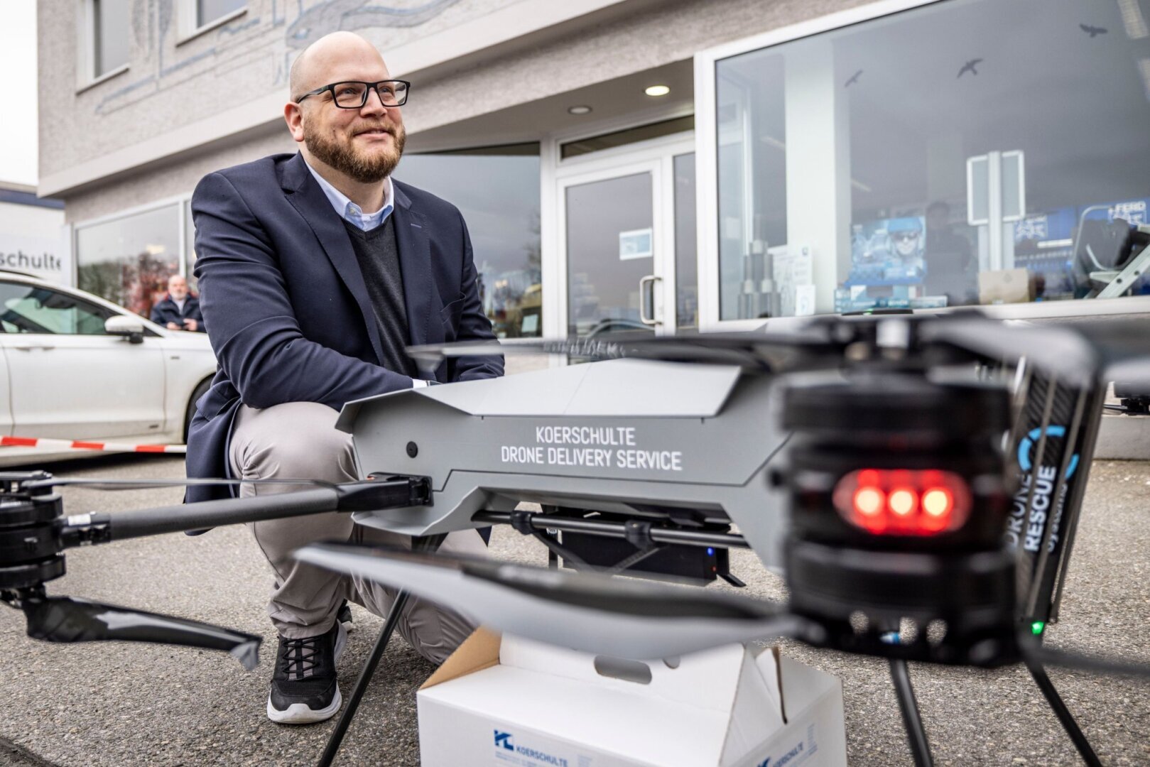 Служба доставки дронами в Люденшайде
