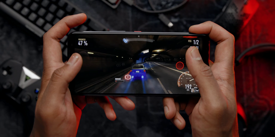 Новый уровень игровых смартфонов: ASUS ROG Phone 8 Ultimate 2024