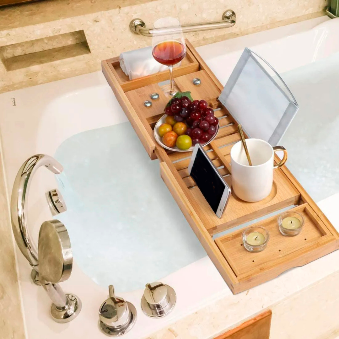 Самые необычные и полезные подарки на 8 марта 2024 года