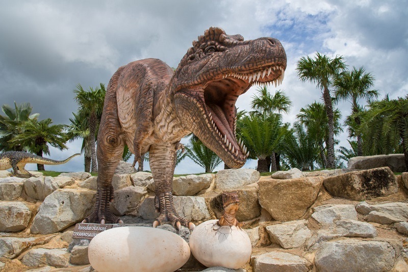 Азиатский Версаль в сердце Таиланда. Знаменитый парк мадам Нонг Нуч. Мы окунулись в настоящую сказку