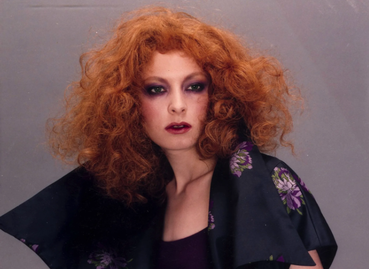 Удерживалась в Ленкоме благодаря обнаженному бюсту: Амалия Мордвинова высказалась о отношениях с режиссерами театре, Марке Захарове о детях и супругах