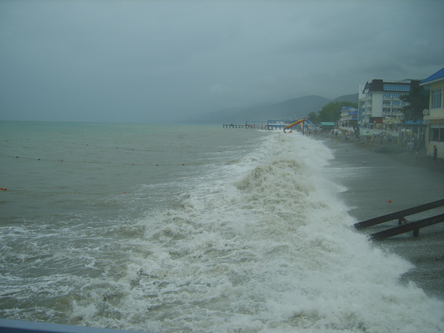 Наш отдых на Черном море. Море удивительно и прекрасно в любую погоду!