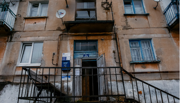 Жизнь без забот в поселке, где жилье дают бесплатно любому желающему.