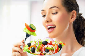 "Здоровый путь к похудению: без диет, только правильные привычки"