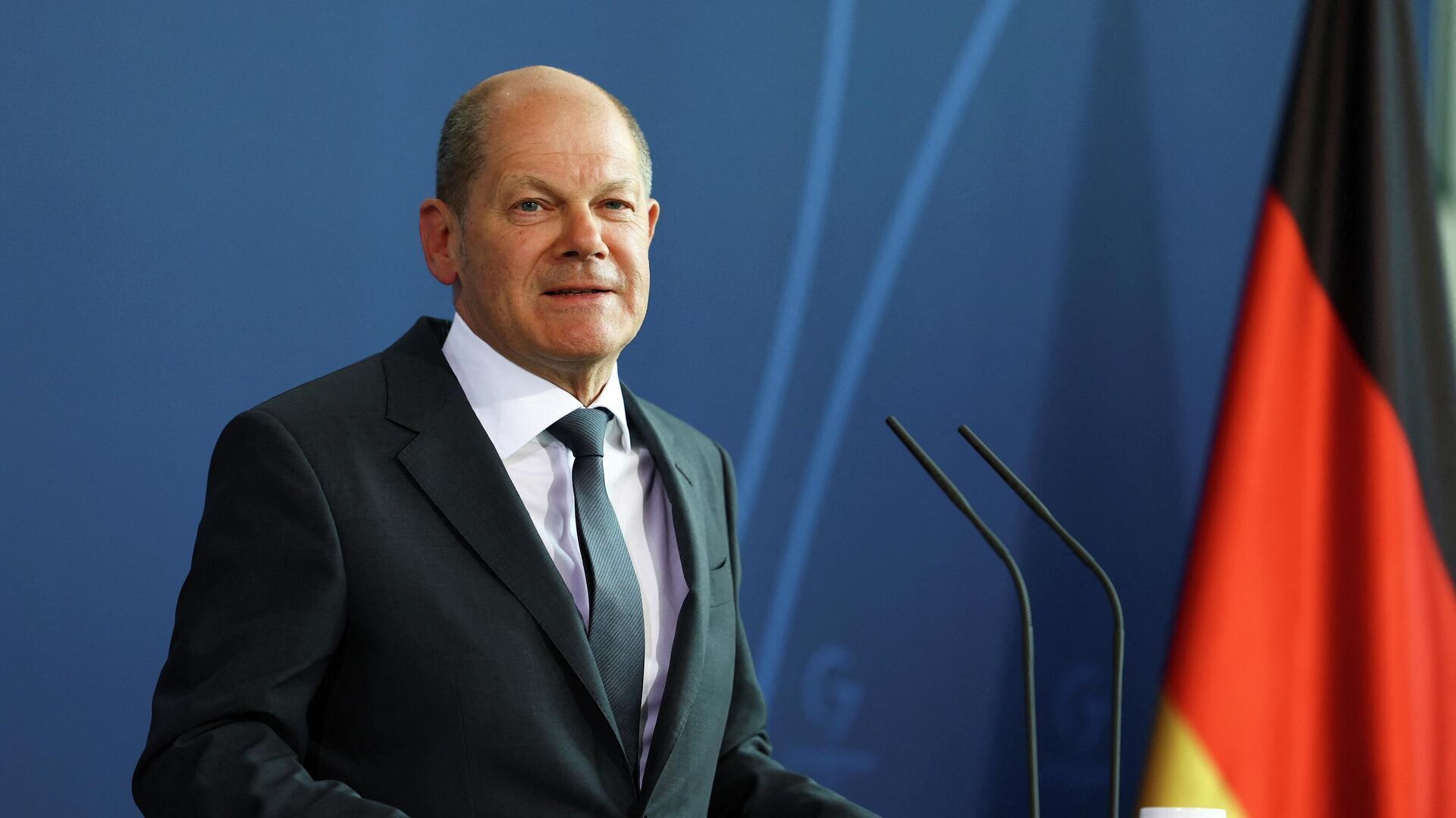 Шольц пообещал расследовать данные о планах атаки на Крымский мост