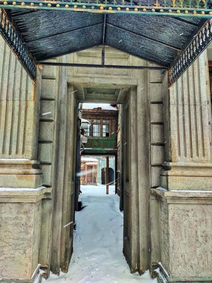 ✅🎦 Мы на киностудии "Мосфильм". Заглянем за кулисы одной из крупнейших киностудий в Европе и прогуляемся среди декораций (фото)