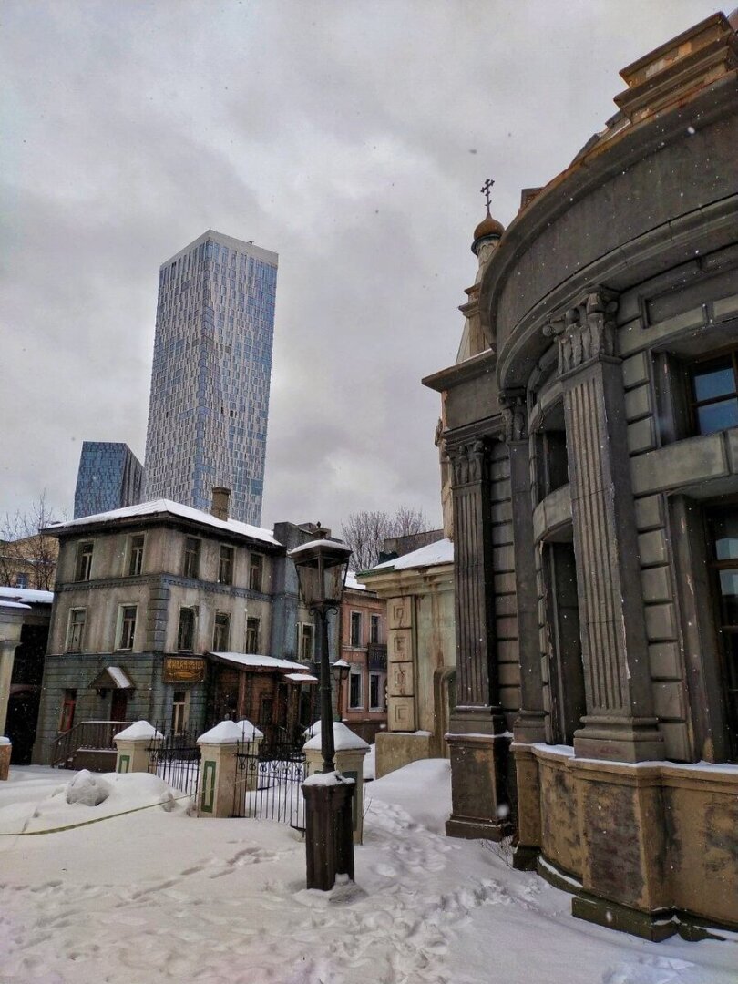 ✅🎦 Мы на киностудии "Мосфильм". Заглянем за кулисы одной из крупнейших киностудий в Европе и прогуляемся среди декораций (фото)