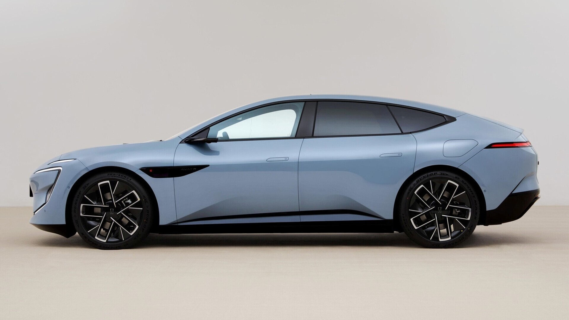 Avatr 12: Революционный Электромобиль, Захватывающий Российский Рынок