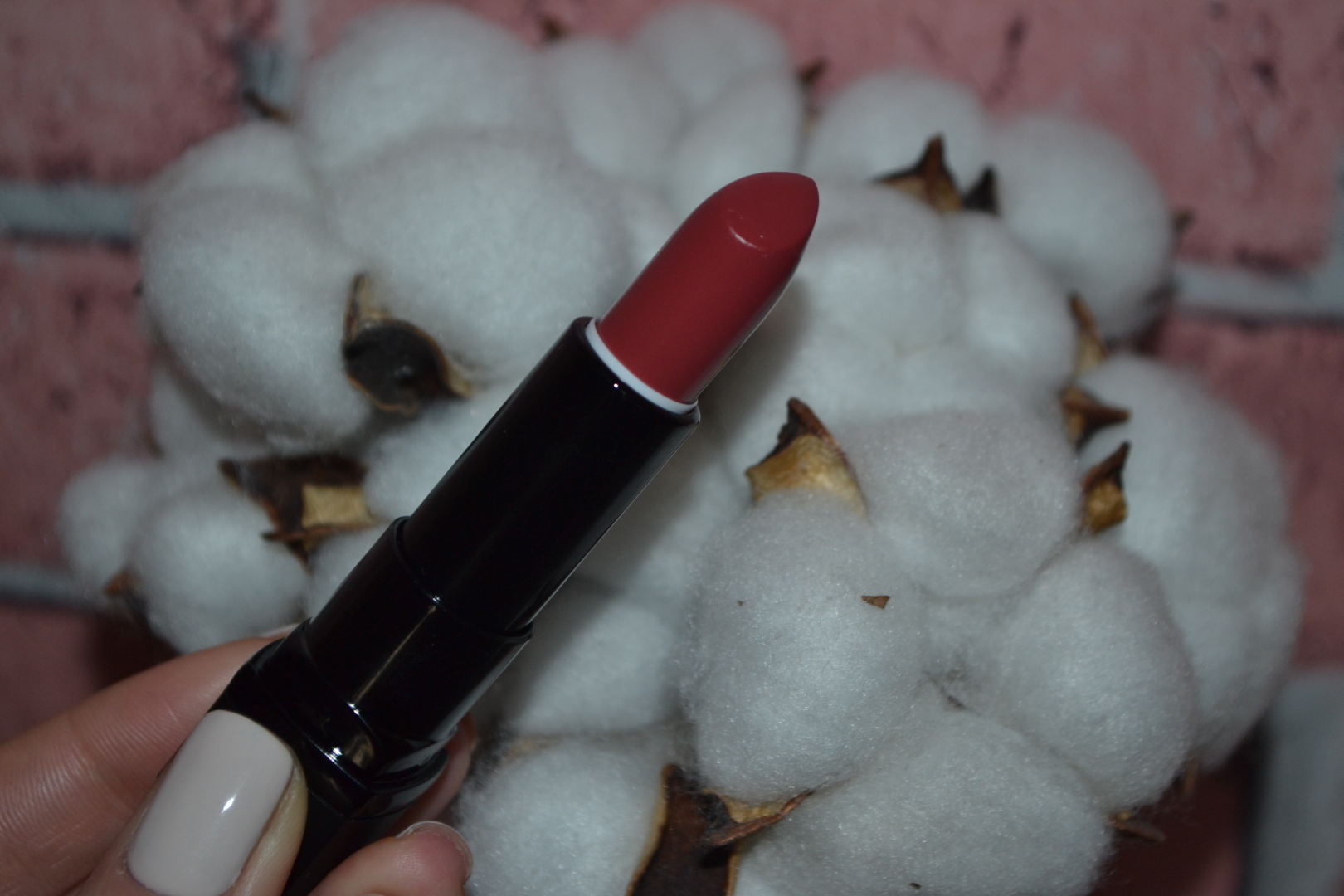 Губная помада BelorDesign Smart girl Be color. Весьма неплохое качество по очень доступной цене или почему у меня целых пять оттенков.