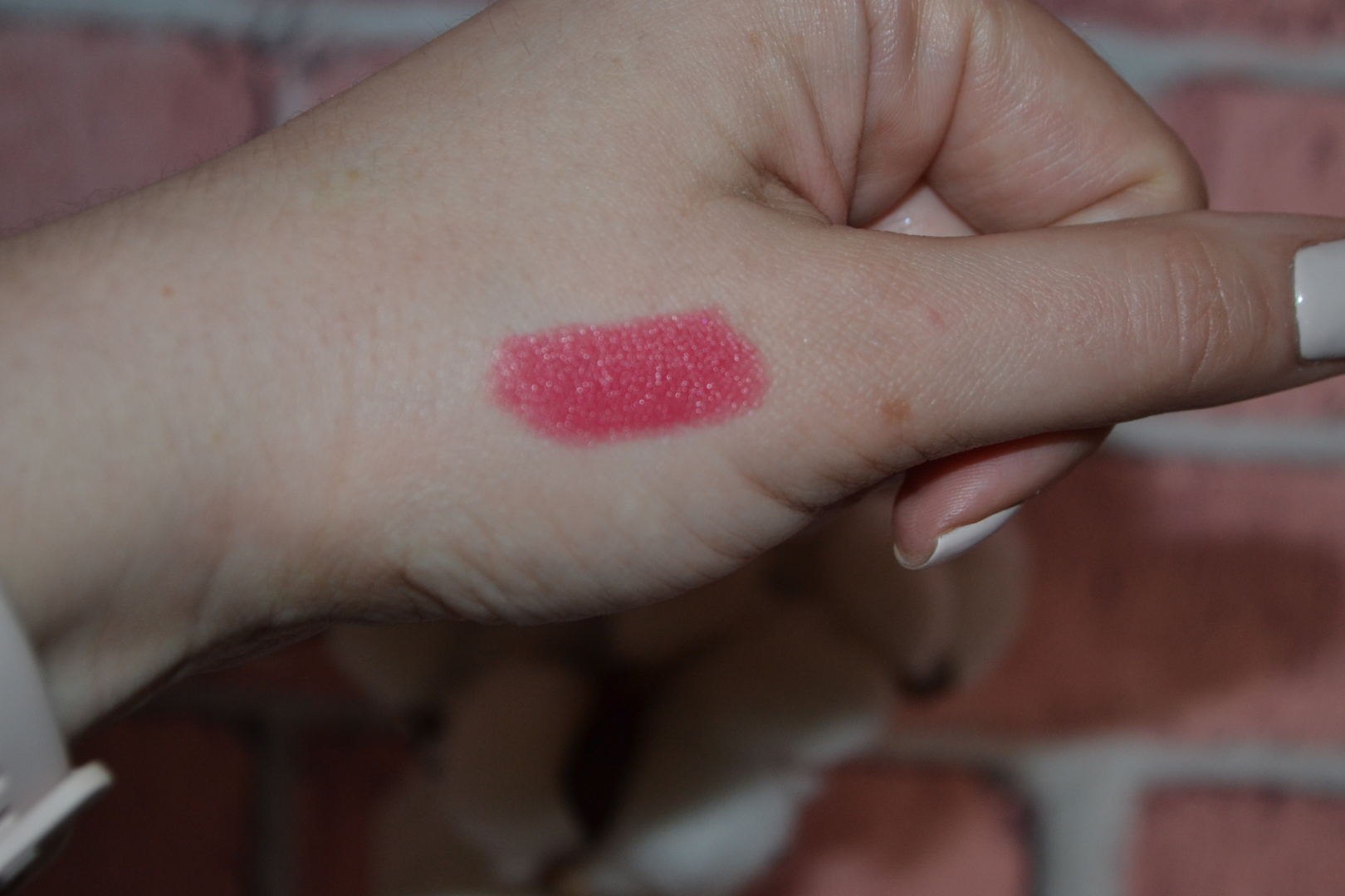 Губная помада BelorDesign Smart girl Be color. Весьма неплохое качество по очень доступной цене или почему у меня целых пять оттенков.