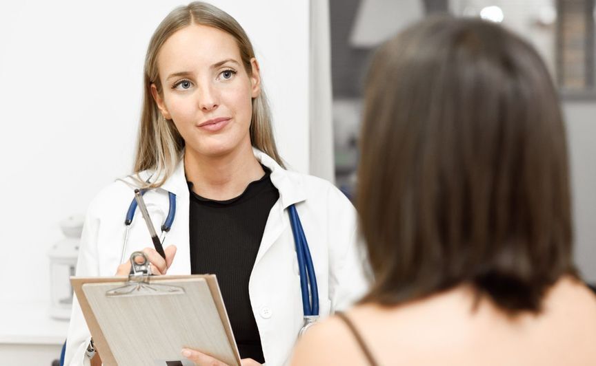 Профилактические осмотры для женщин – что и когда проводить