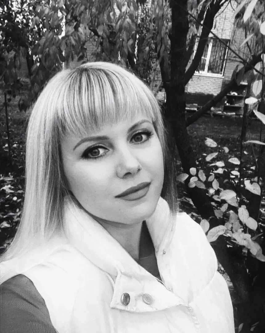 Не носите свои вещи в церковь! Они там никому не нужны! Новые продадут, старые сожгут! Наша история