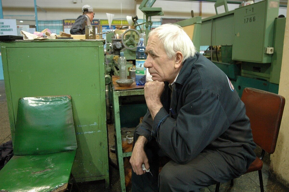 Решение ряда проблем пенсионеры все-таки ждут от В. Путина за несколько дней до выборов.