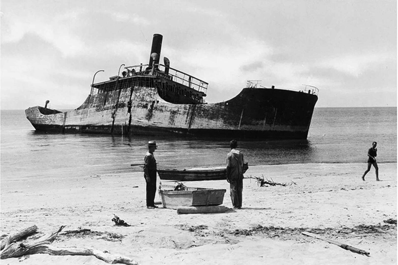 Бетонный корабль: история возникновения