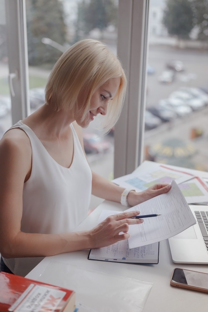 Я купила квартиру у родителей, а покупной вычет получить не смогла, налоговая отказала. Почему?