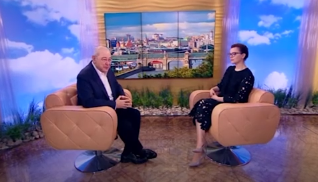 Не подтвердились слухи о том, что супруги Петросян и его жена воспользовались услугами суррогатной матери