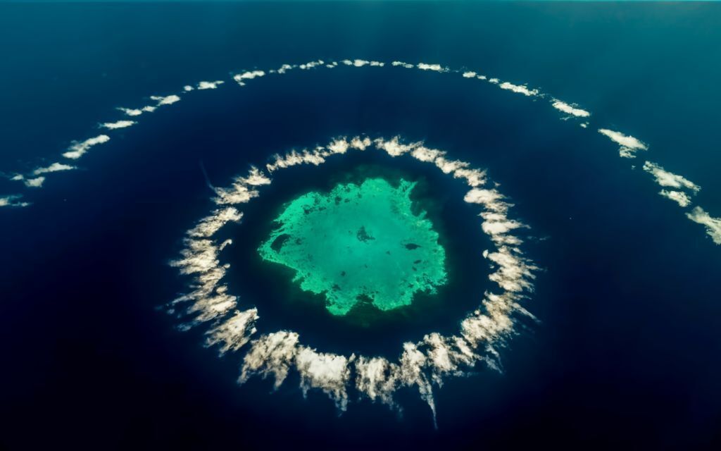 Марианская впадина: Глубочайшая точка на планете