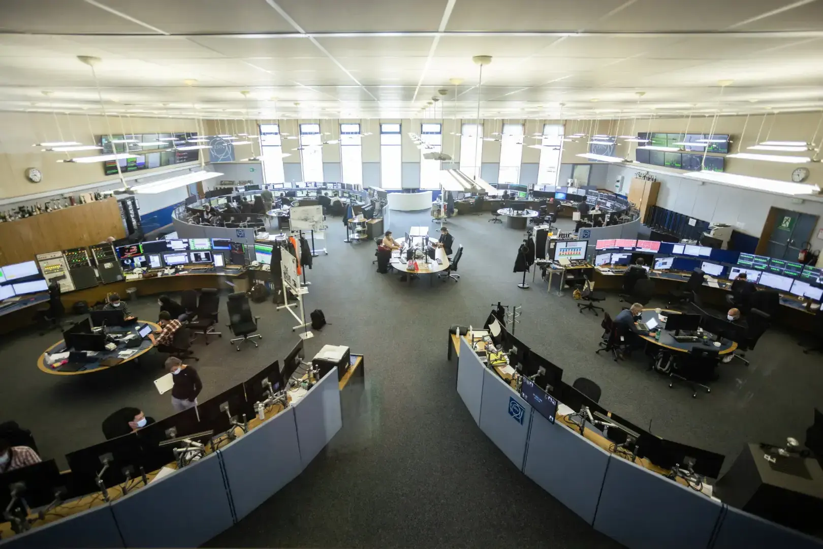 Большой адронный коллайдер набирает обороты, и надежды физиков растут