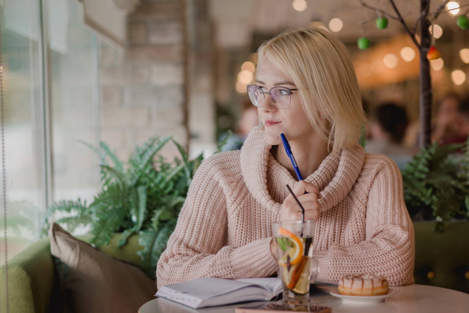 А разве на детей тоже надо подавать декларацию при продаже жилья?