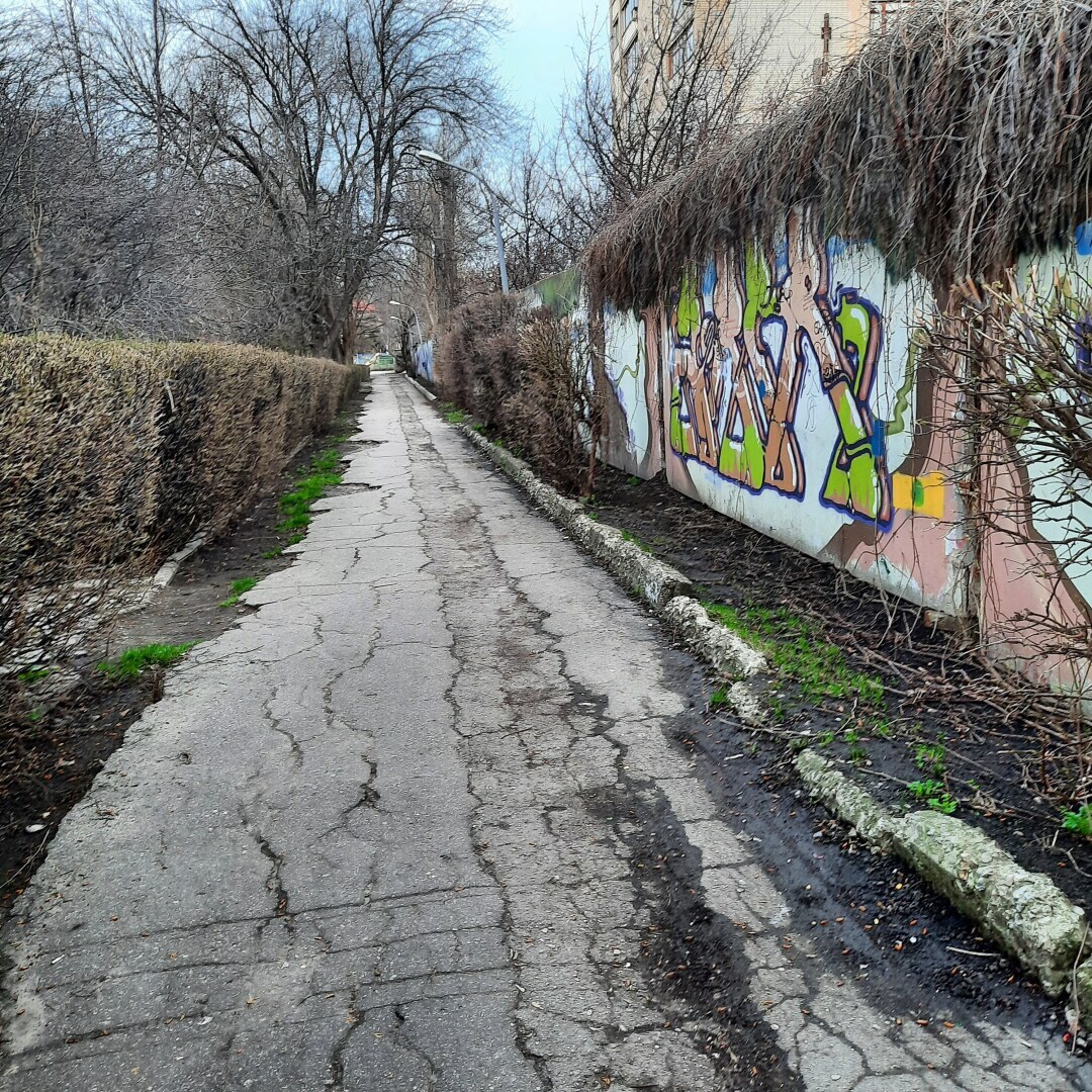 Признание в любви моему родному городу. Люблю Саратов, несмотря на все его недостатки.