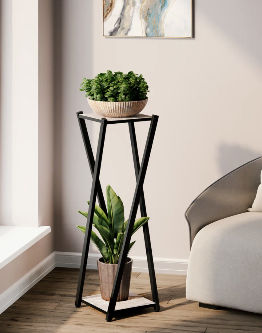 "Экзотическое пространство: Изящная полка для Ваших Растений!"