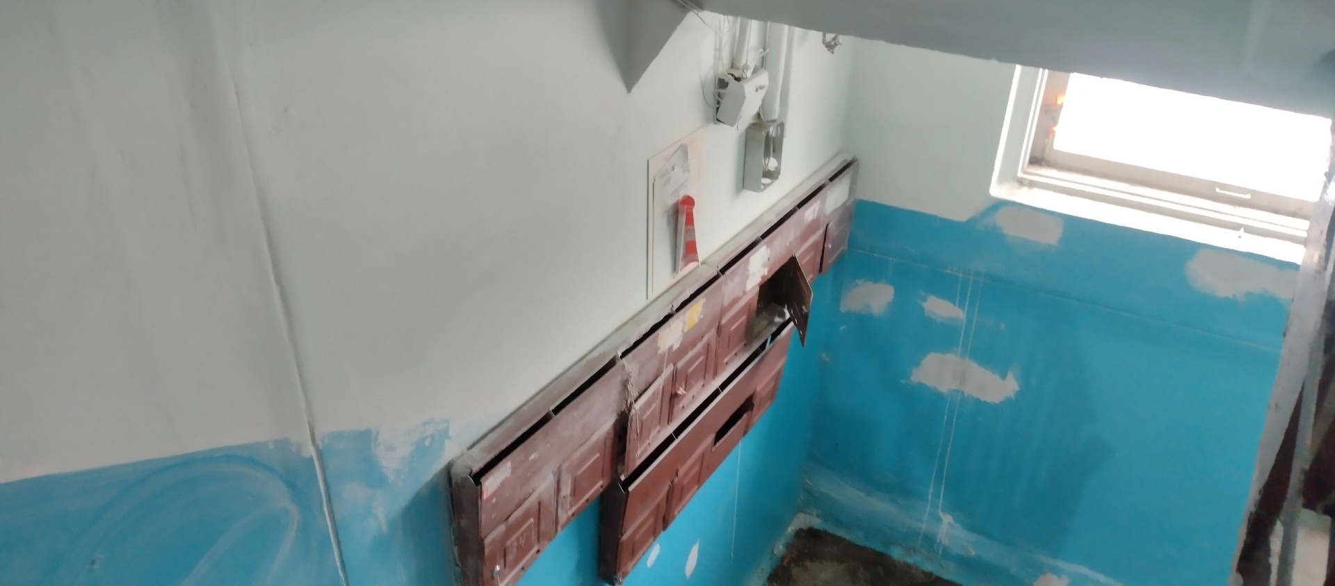 Мне испортили всю дверь