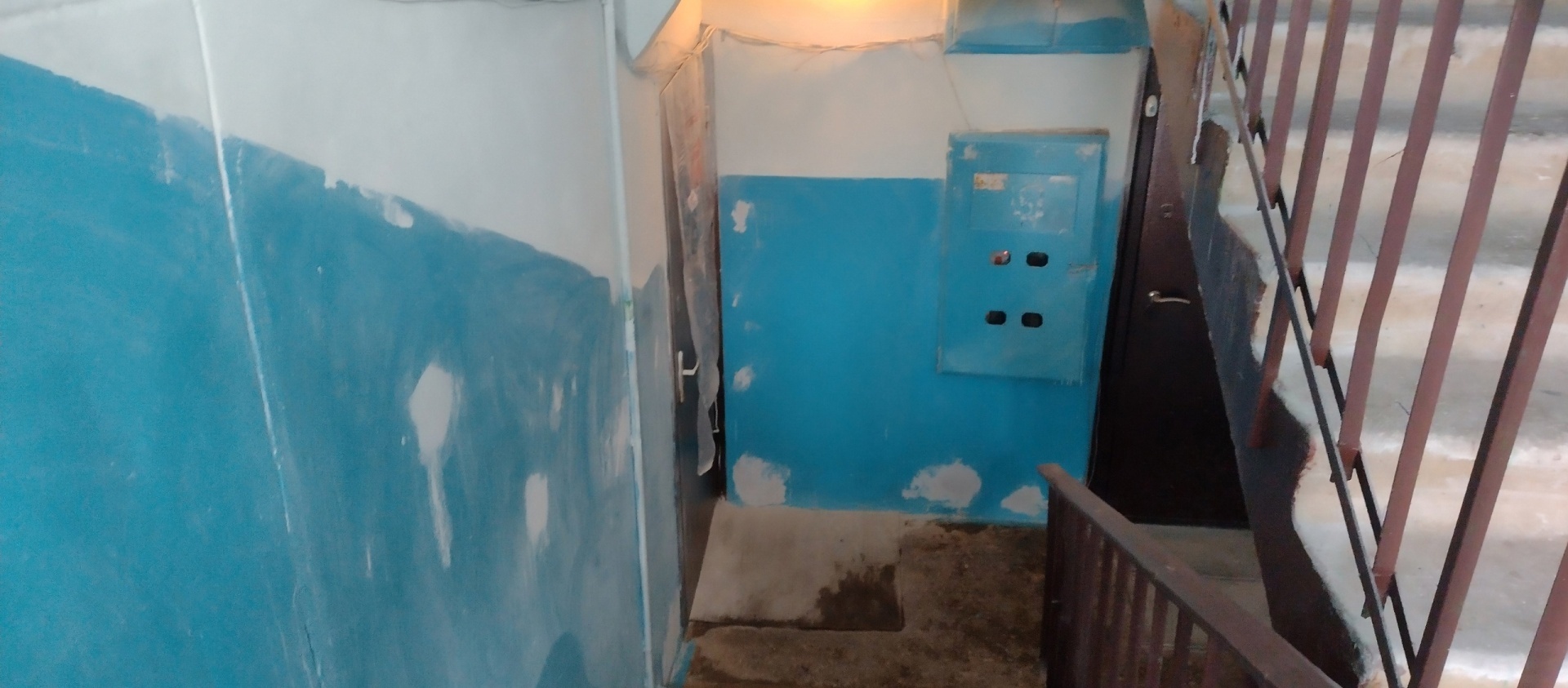 Мне испортили всю дверь