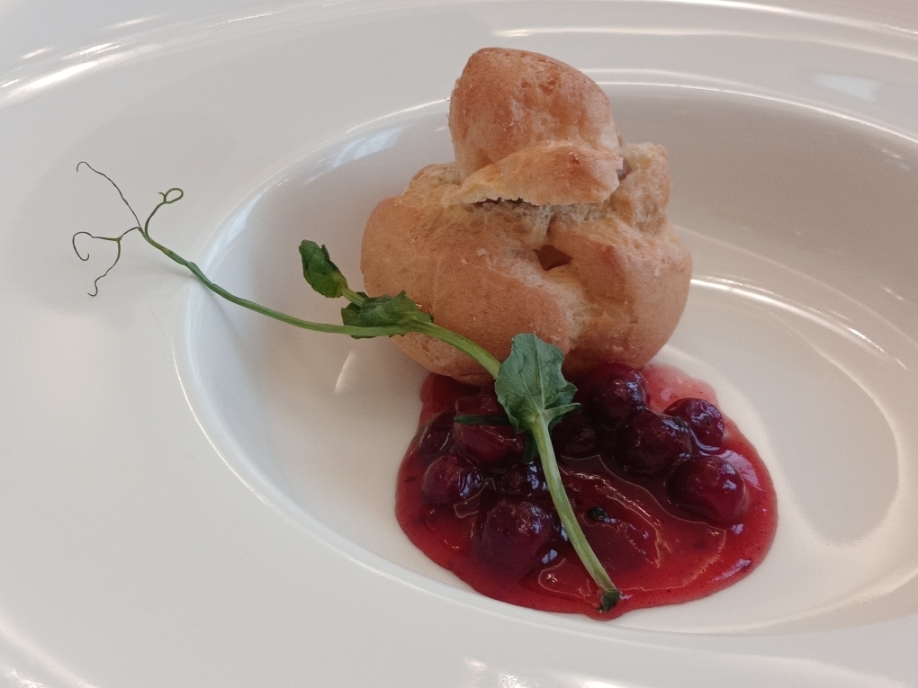 Дегустация продуктов на ВДНХ. Мясо