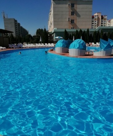 В преддверии летнего сезона. Обзор открытых бассейнов Саратова.