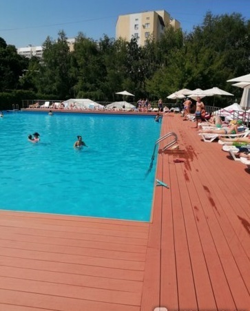 В преддверии летнего сезона. Обзор открытых бассейнов Саратова.
