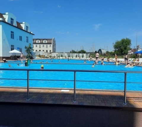 В преддверии летнего сезона. Обзор открытых бассейнов Саратова.