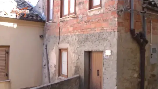 «Дом злобы» — самый узкий дом в мире