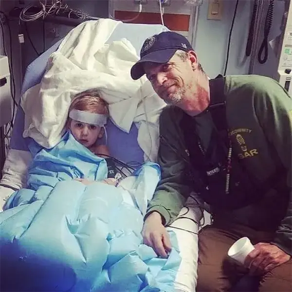 Заблудившийся в лесу мальчик два дня гулял с медведем