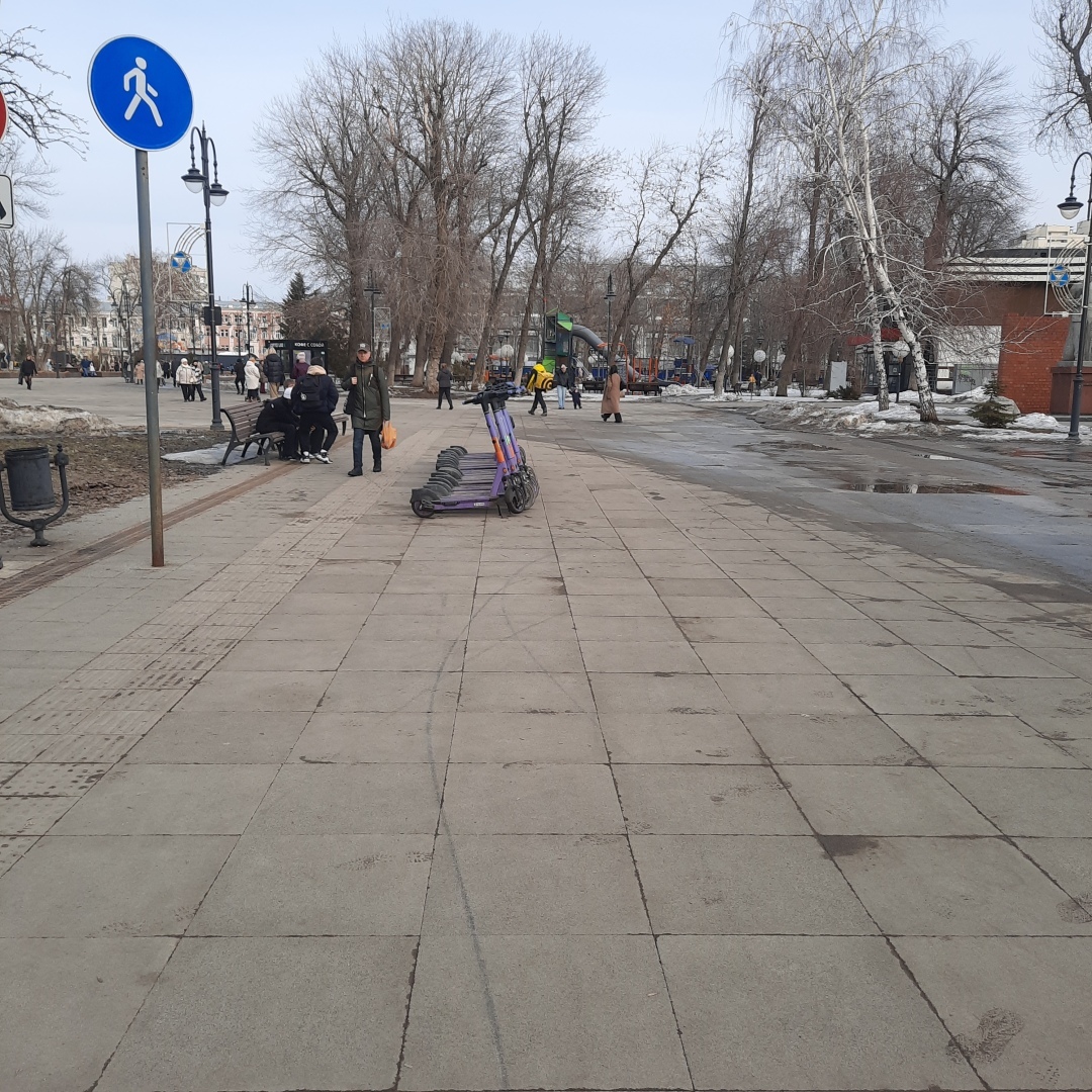 Электросамокаты - проблема нашей современности.