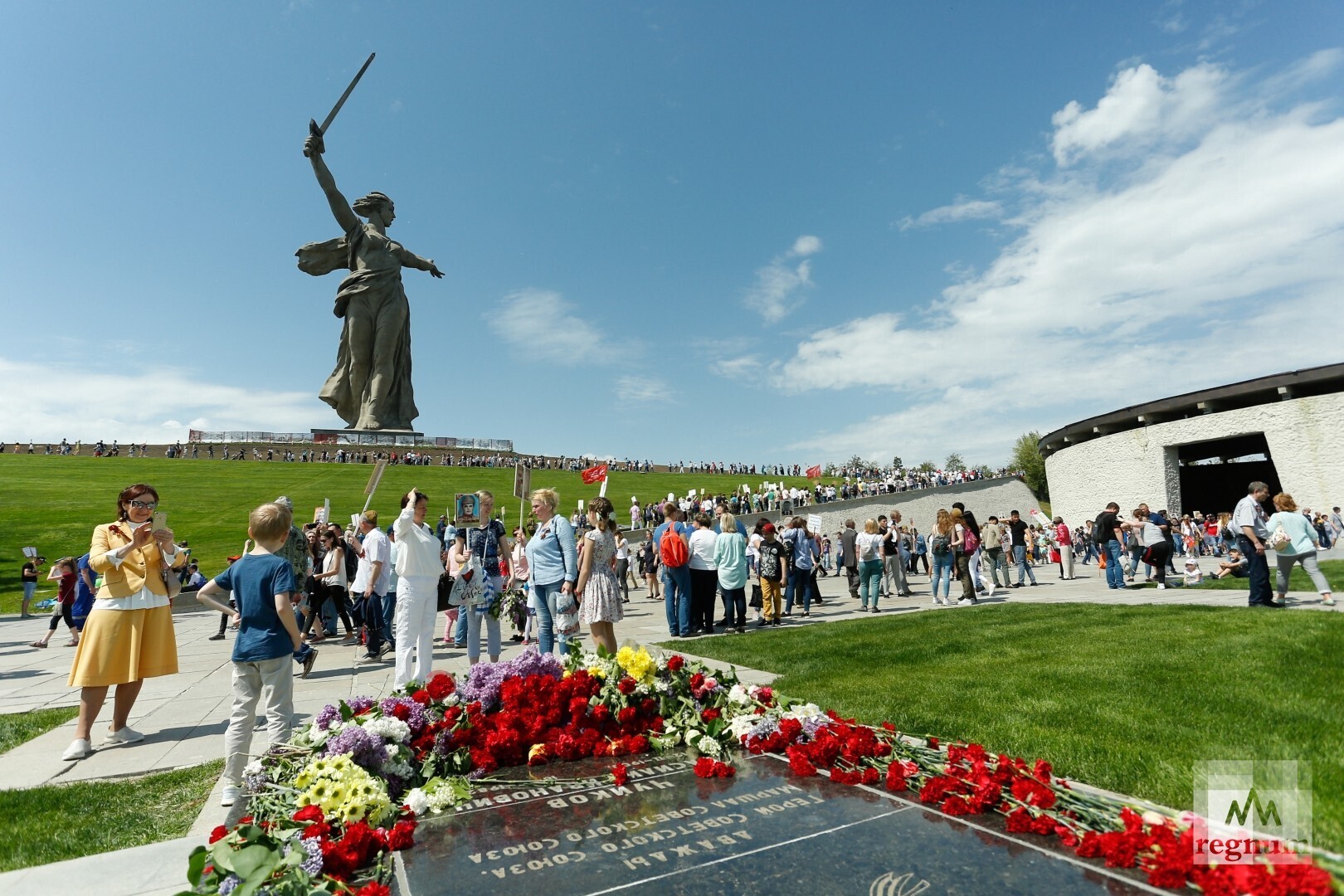 Спор за медали между наследниками. Кто победит?