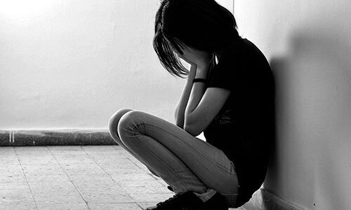 Как быть если ваш близкий человек стал зависимым? Что делать в первую очередь и куда обращаться?