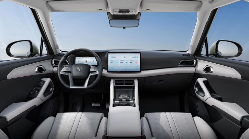 20 тыс. заказов за 3 дня на кроссовер BYD Yuan UP (13,4 тыс. долларов) стал хитом в Китае.