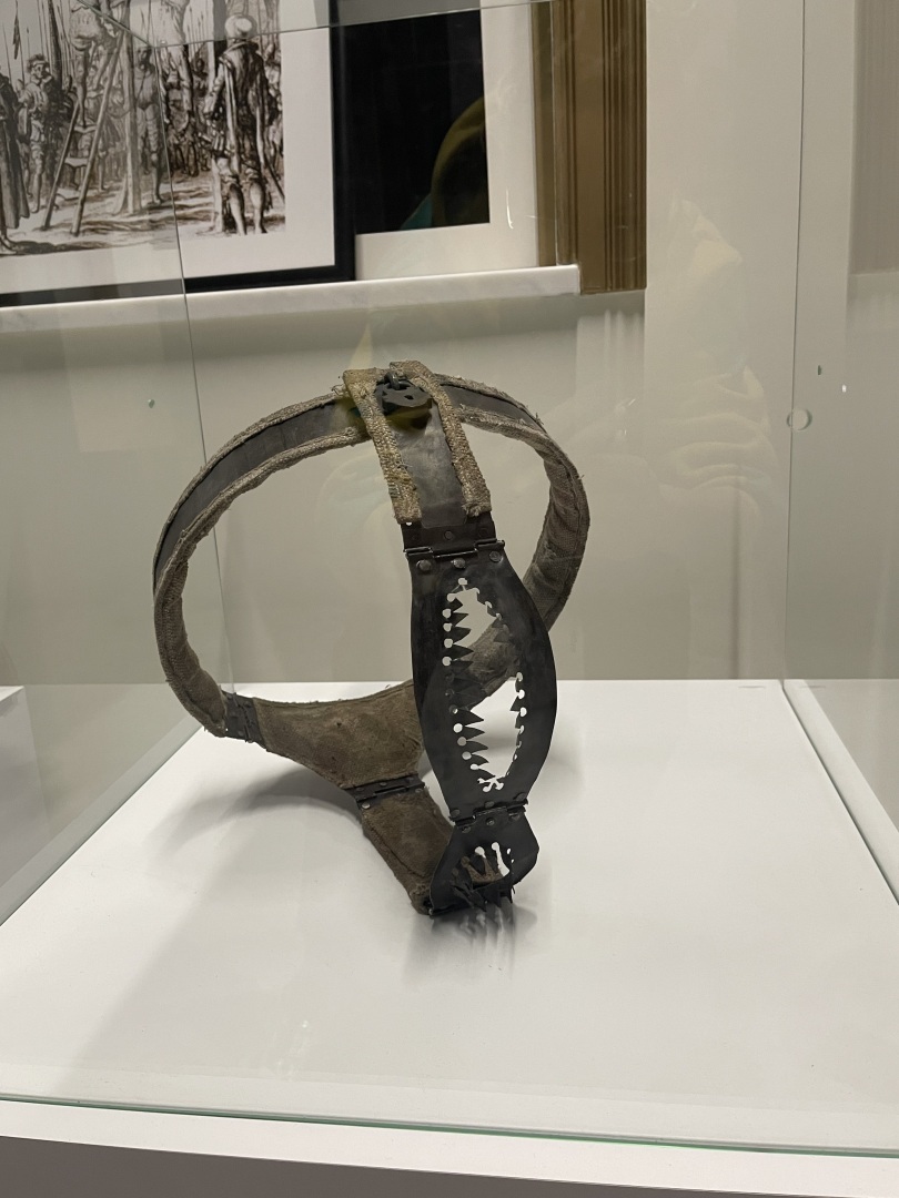 Многие желают возвращения смертной казни, а если бы ее заменили пытками?