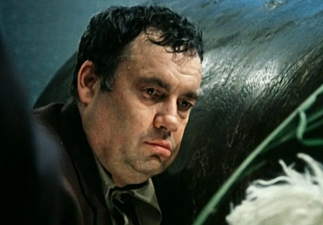 «Оскорбили при всех, а извиняетесь наедине!»: как 45-летний Рязанов устроил разборки 71-летнему коллеге